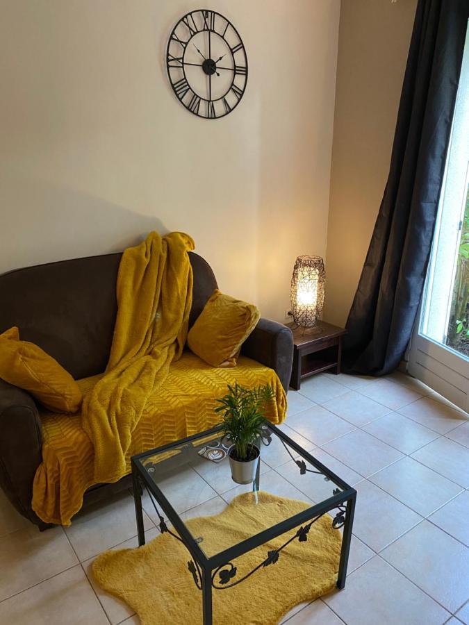 Appartement Cosy Avec Jardin Privatif Et Garage Fontainebleau Exteriér fotografie